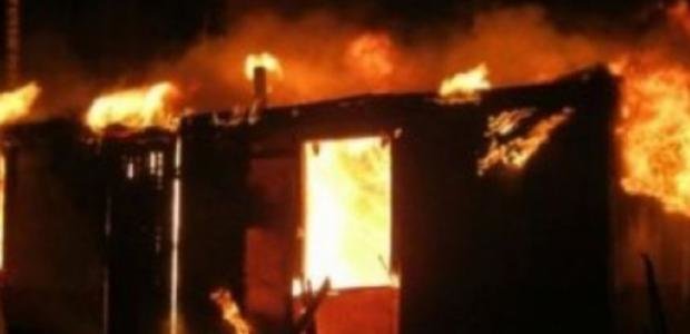 В Волгоградской области, в поселке Елань погибла женщина при пожаре