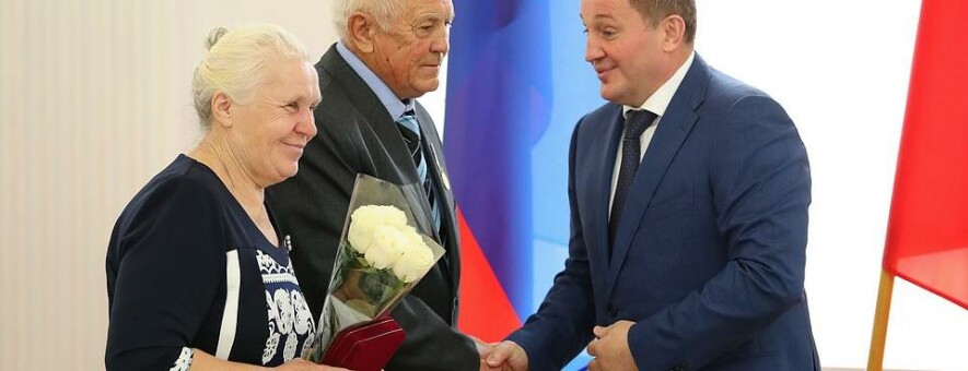 Двадцати двум жителям Волгограда вручили государственные награды
