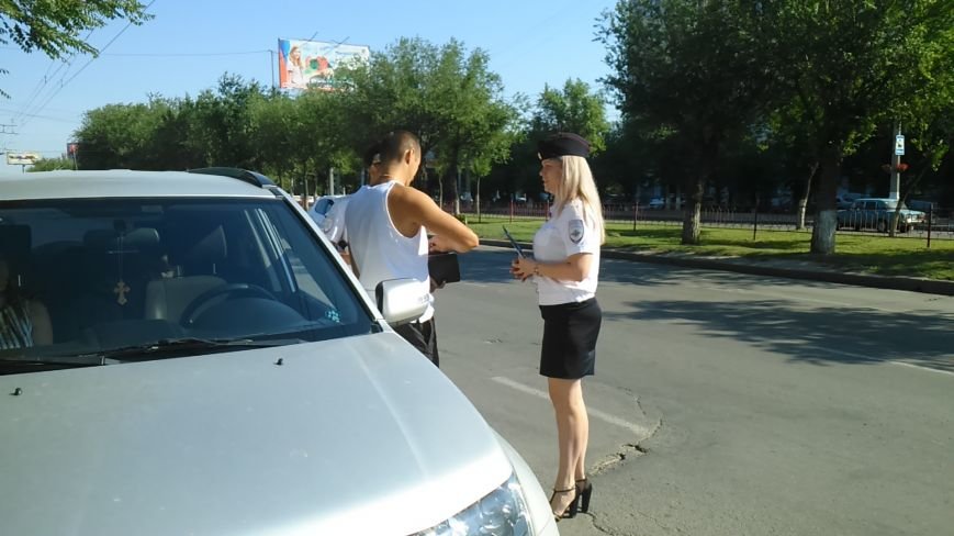 В Волгограде водителей штрафовали за перевозку детей без специального кресла, фото-2