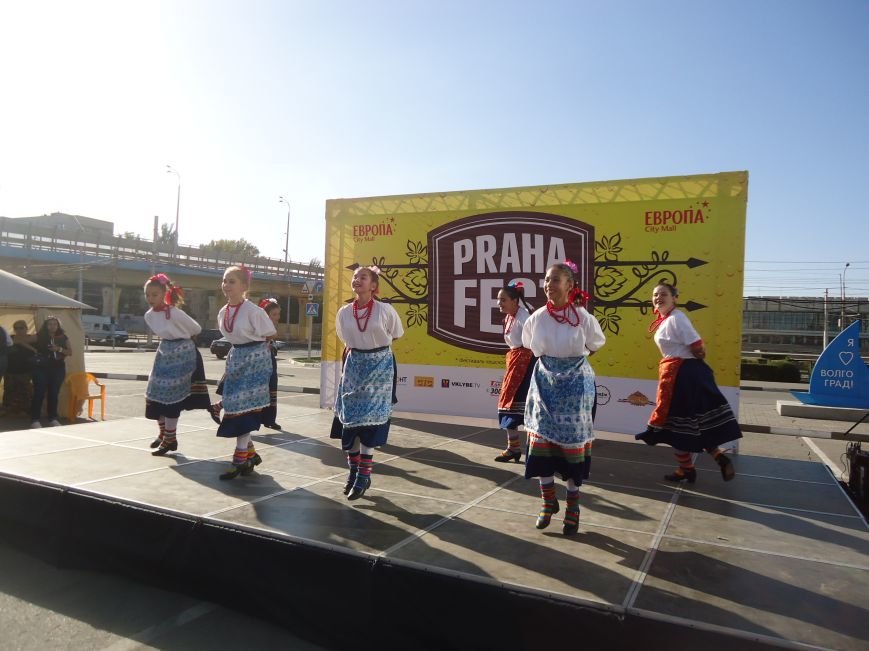 В Волгограде впервые прошел фестиваль чешской и европейской кухни PRAHA FEST (фото) - фото 1